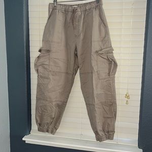 Aeropostale beige baggy cargo joggers size XL